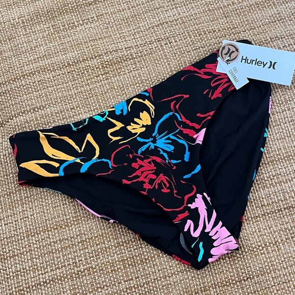 Hurley Other - Hurley Bikini Bottoms Size M. NWT